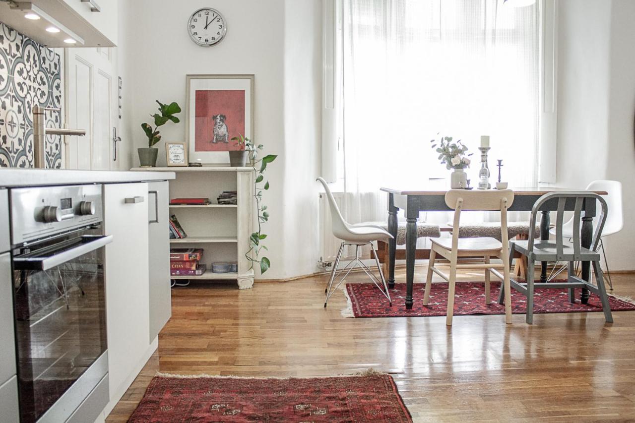 Charming And Unique Apartment With Balcony By The Great Synagogue Budapest Luaran gambar