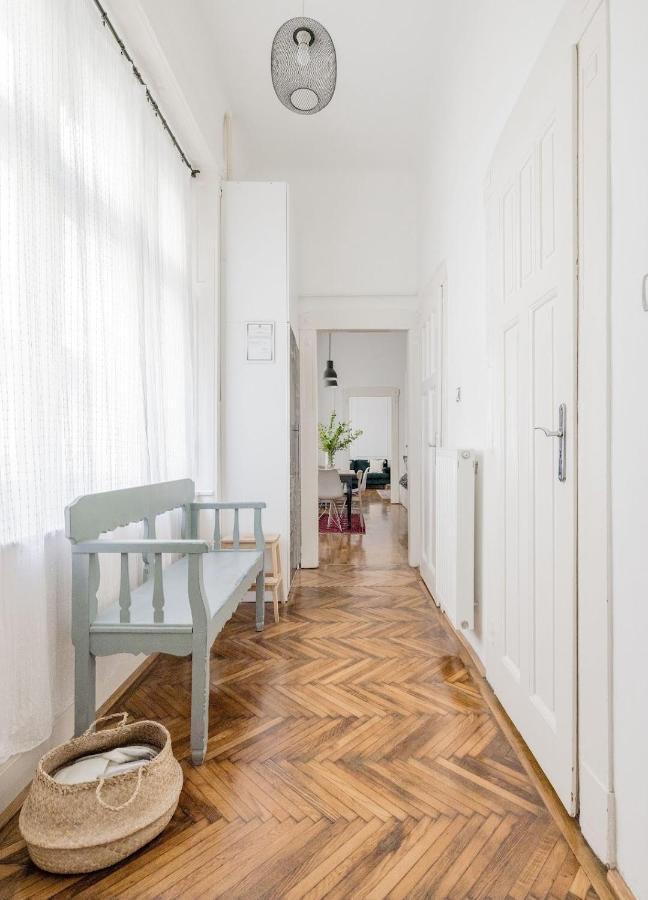 Charming And Unique Apartment With Balcony By The Great Synagogue Budapest Luaran gambar