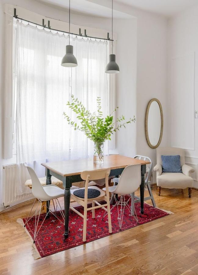 Charming And Unique Apartment With Balcony By The Great Synagogue Budapest Luaran gambar