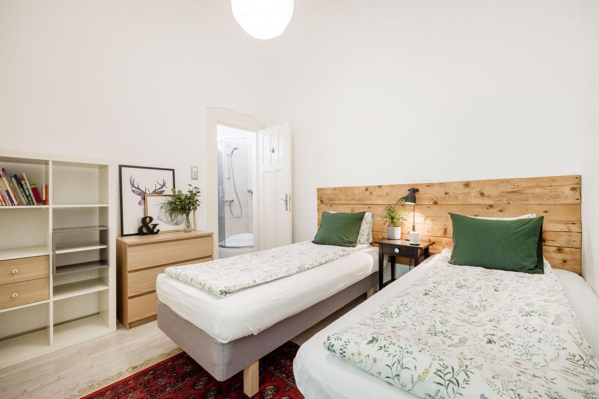 Charming And Unique Apartment With Balcony By The Great Synagogue Budapest Luaran gambar
